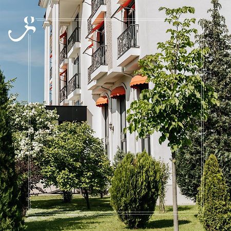 Hotel Garden Pristina Kültér fotó