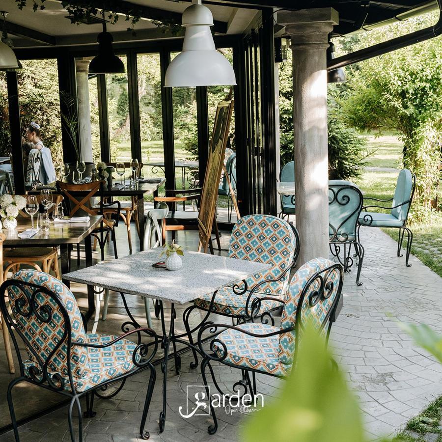Hotel Garden Pristina Kültér fotó