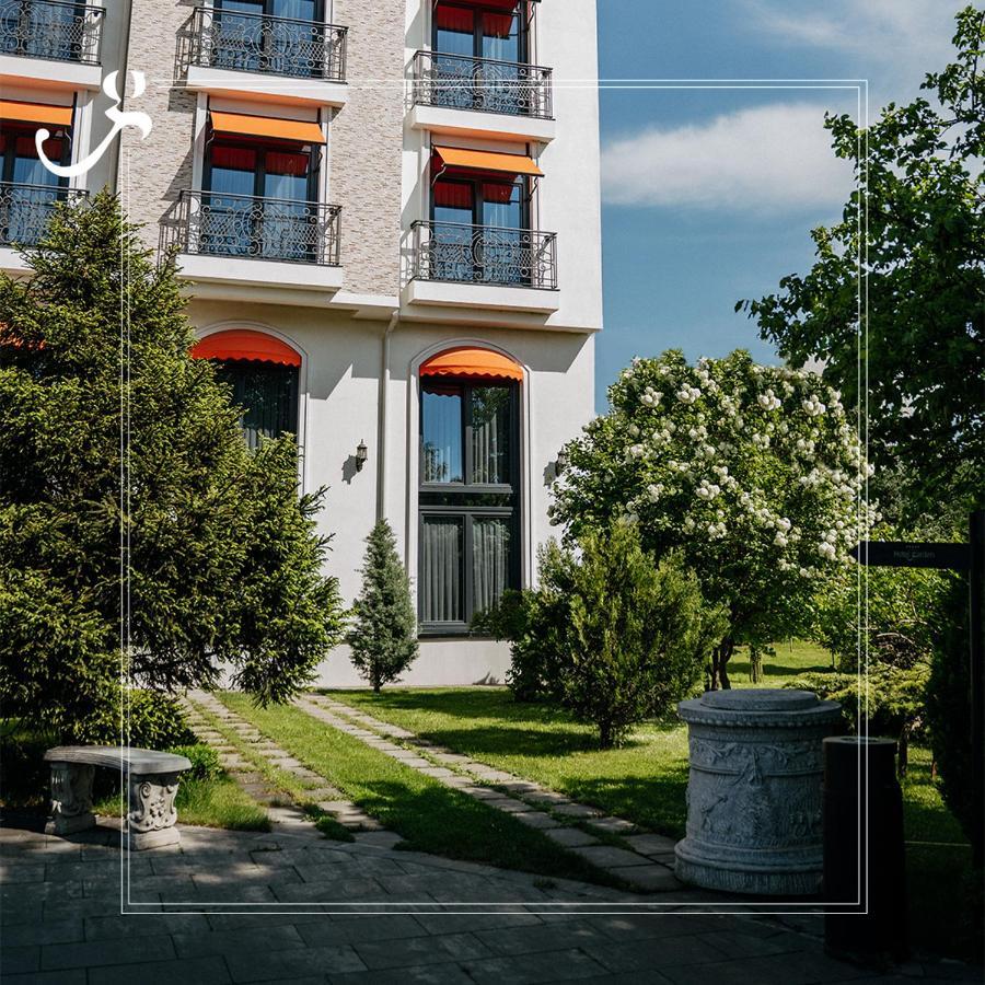 Hotel Garden Pristina Kültér fotó