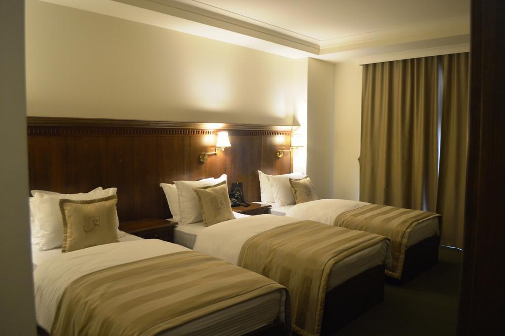 Hotel Garden Pristina Kültér fotó