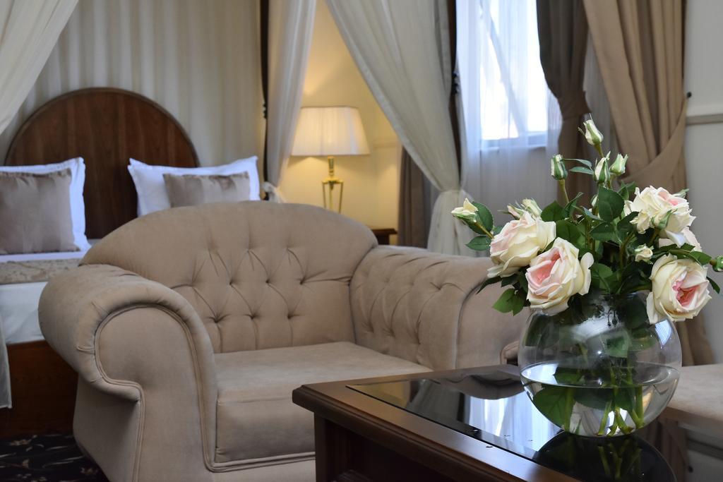 Hotel Garden Pristina Kültér fotó