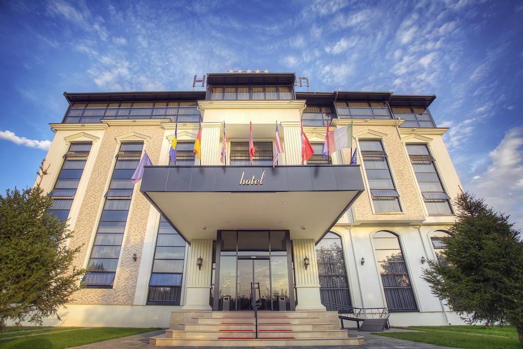 Hotel Garden Pristina Kültér fotó