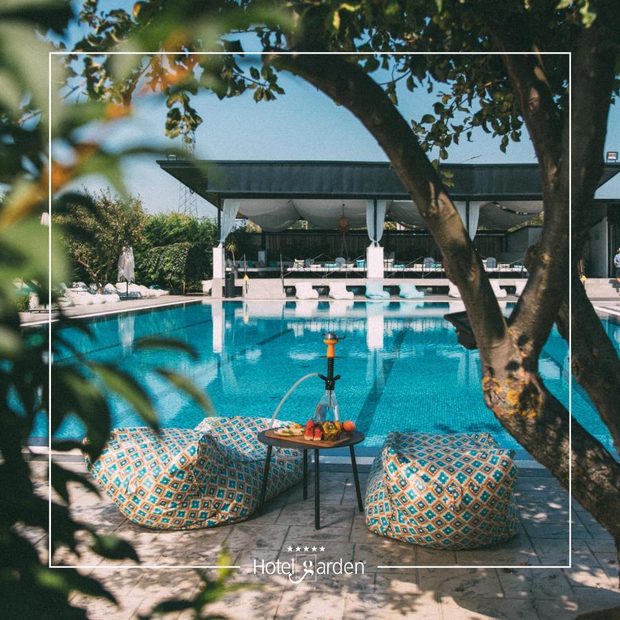 Hotel Garden Pristina Kültér fotó
